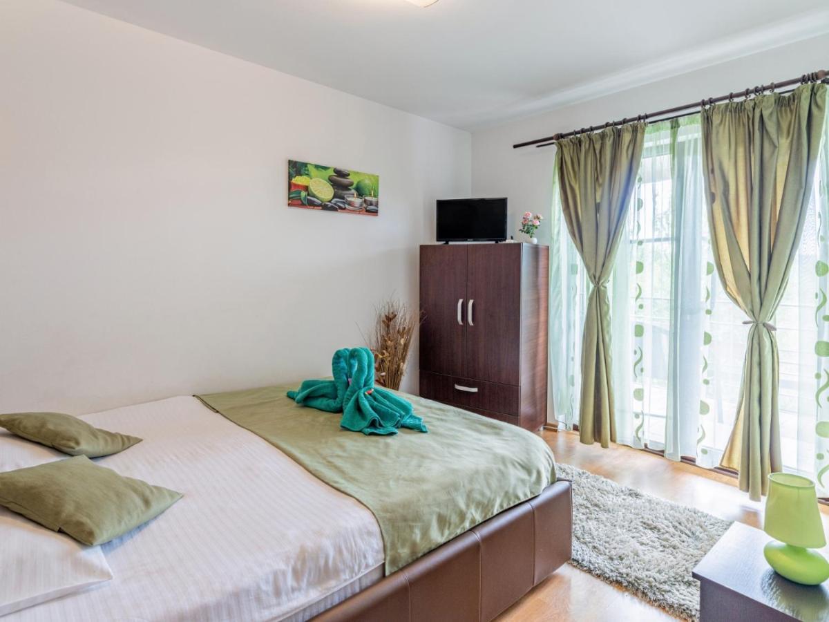 Hotel Casuta Cu Trandafiri Slănic Exteriér fotografie