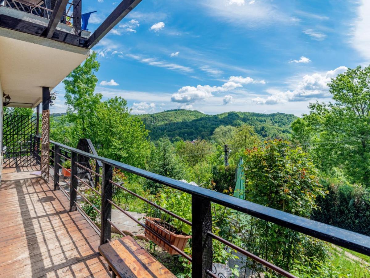 Hotel Casuta Cu Trandafiri Slănic Exteriér fotografie
